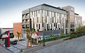Mia City Hotel